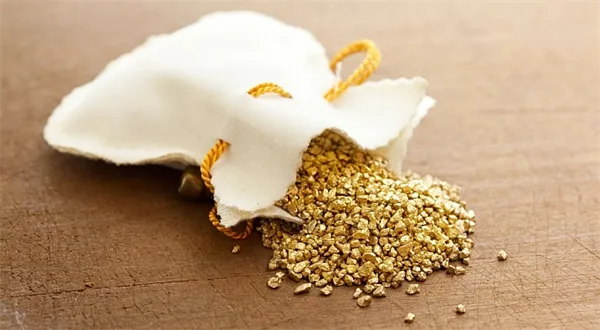 THE GOLDEN INVESTMENT: Zlato opět v kurzu