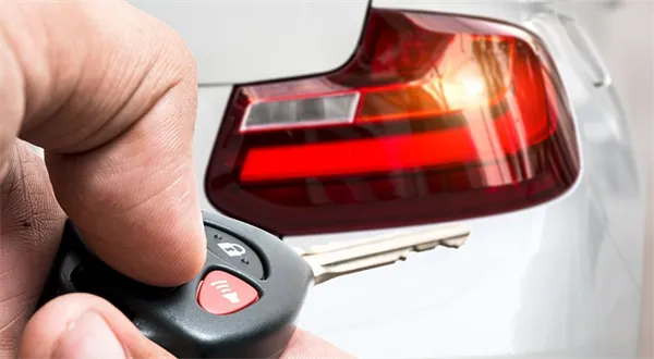 Operativní leasing: Kolik pronájem auta stojí a může se vyplatit?