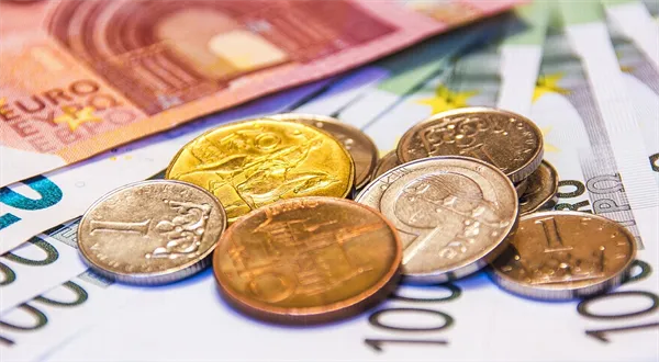 Česko a euro: nikdo nás nenutí. Ale ani na nás nečeká