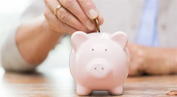 Změny ve spoření na penzi: Povinně pro všechny a s příspěvkem od firmy?