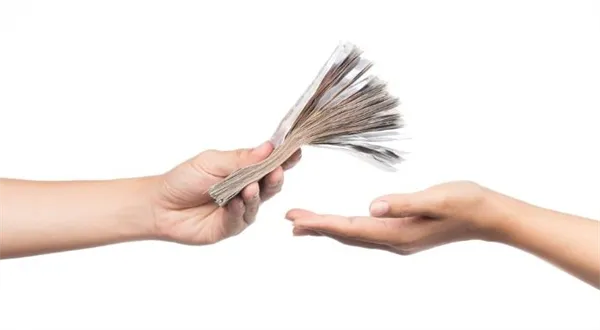 Kam pro peníze? Žebříček ukazuje, na které půjčky si dát pozor