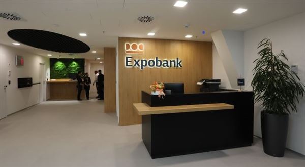 Pražská Expobank se přestěhovala, ve Varech skončila