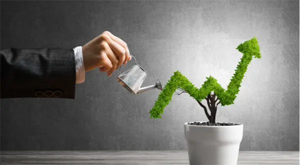 Index fondů: Centrální banky se inflace nebojí, akcie rostly