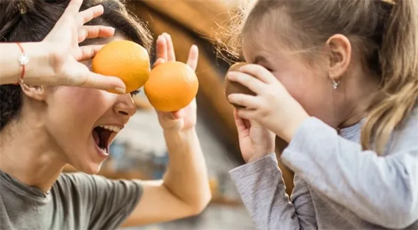 Nová NN startuje produktovou řadou NN Orange