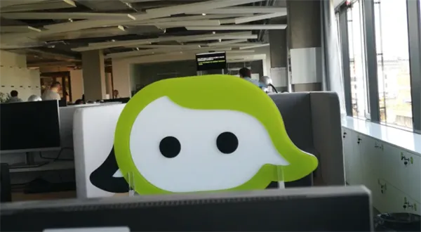 Air Bank má Anetu. Chatbot poradí i zavtipkuje