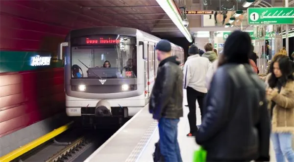 Wi-fi v metru končí, rychlá data pokryjí víc úseků