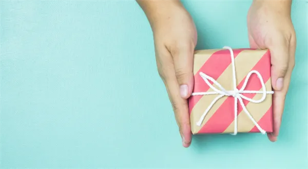 Banky lákají na odměny, ČSOB dá mladým tisícovku