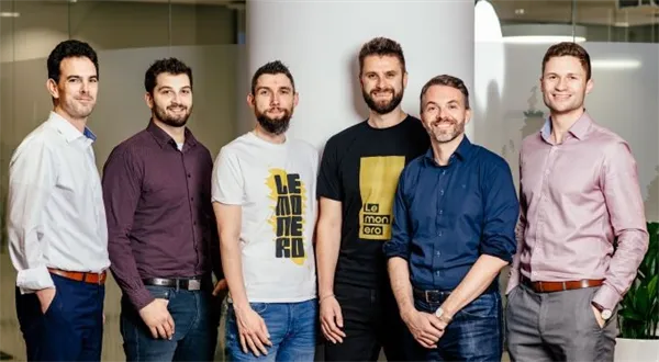 KB vstupuje do firmy financující e-shopy