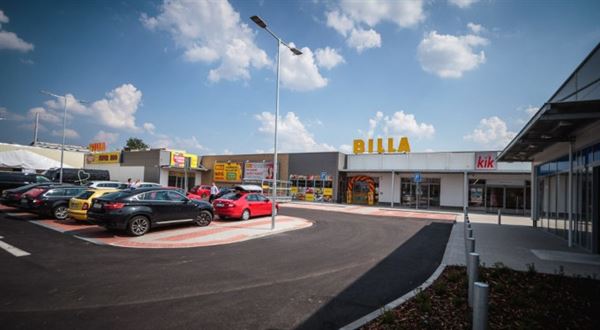 Conseq koupil nákupní centrum ve Vysočanech