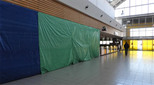 Vláda zavřela obchody protiústavně. Hned se ale neotevřou