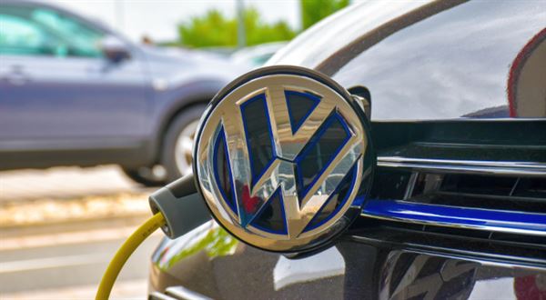 Akcie Volkswagenu prudce rostou, německá burza hlásí rekord