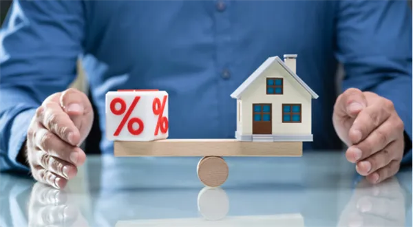 Levnější než hypotéka. Porovnali jsme úvěry ze stavebka