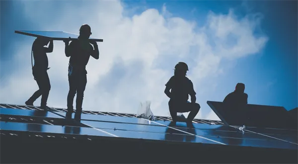 Chytrá elektrárna. Panely na střeše se vyplatí