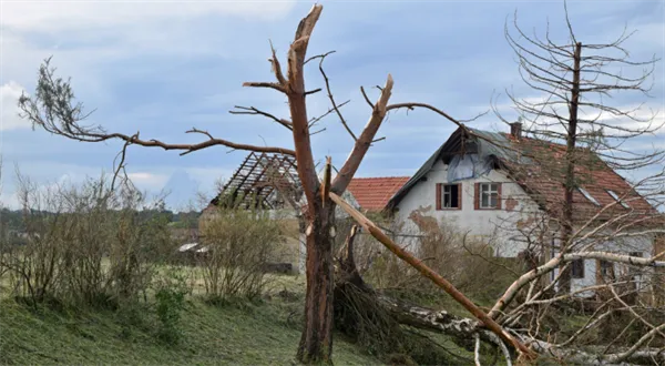 Pozor na podpojištění. Tornádo ukazuje problém starých smluv