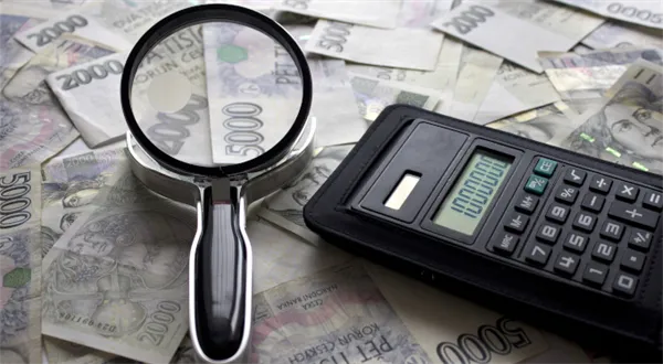 Vyšší daň pro bohaté? Spočítali jsme, kolik opravdu platí ze mzdy