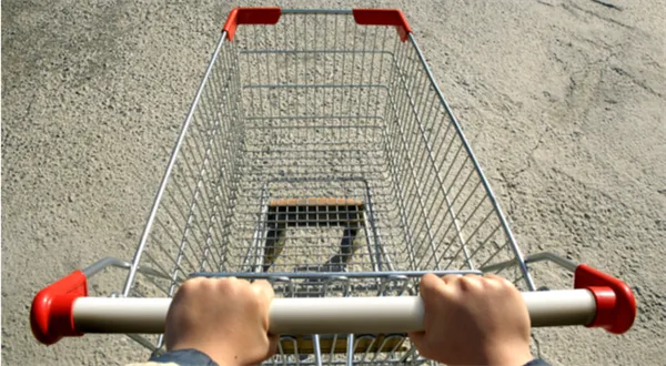 Otevírací doba na Velikonoce. Řetězce zavřou, i když nemusí