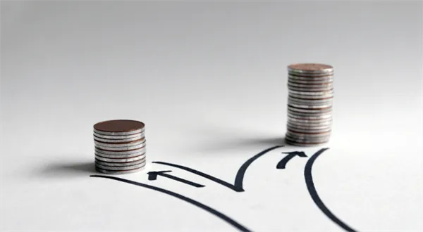 Kdo si polepšil nad inflaci? České mzdy pod lupou