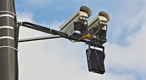 Velký bratr dohlédne i na knihu jízd. Policie smí dávat data