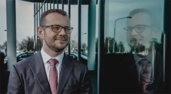 Ne peníze, ale péči ve stáří. Chystá se pojištění nového typu