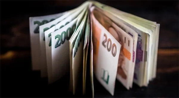 Kupní síla klesá už dva roky. Růst mezd nestačí na inflaci