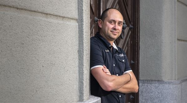 Všechno se dá najít a k ničemu mě nenutí. Proč mít účet u Partners Banky