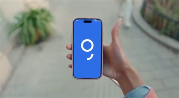 Hey, George! Spořitelna spouští chatbota v mobilní aplikaci