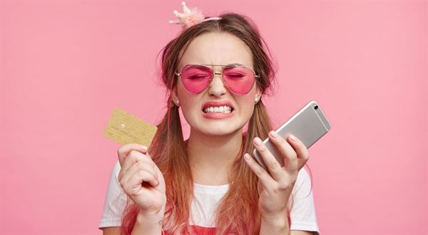E-shopoví šmejdi dostali pokuty za víc než 15 milionů. Jak je poznat a nenaletět