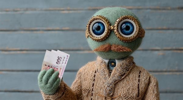 Druhá banka zavede poplatek za vklad hotovosti u pokladny na vlastní účet