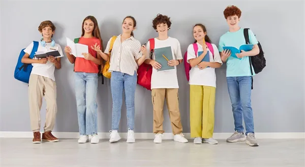 Už vám děti řekly „six-seven“? Vysvětlujeme, co tím myslí