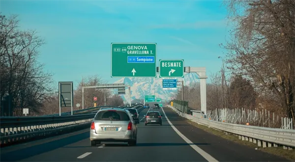 Chystáte se autem do Itálie? Pozor na nová omezení a pokuty