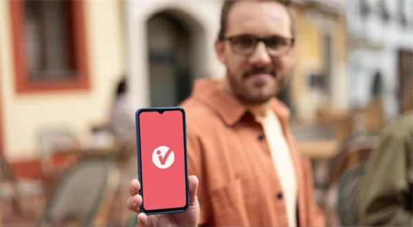 Nová platforma míří na Čechy, kteří zatím neinvestují. Začít jde už od stovky