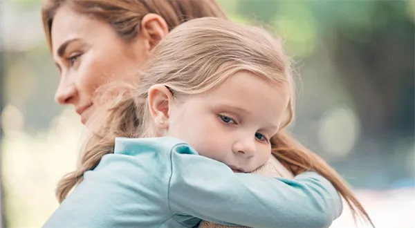 Stát nově uhradí pojištění jen za pečující o děti do sedmi let