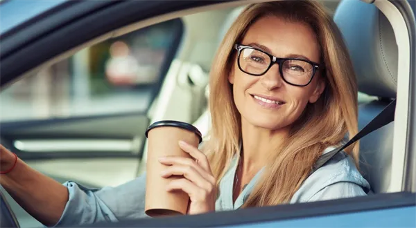 Za pracovní cestu dostanete víc. Roste stravné i paušál na auto