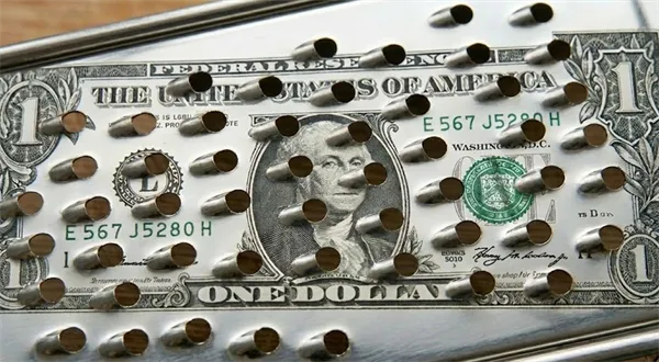 Podílové fondy: rok patřil akciím, konzervativní investor ostrouhal