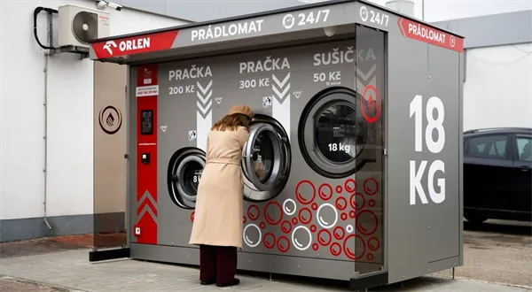 Pizza a praní během tankování. Orlen testuje dvojici samoobslužných automatů