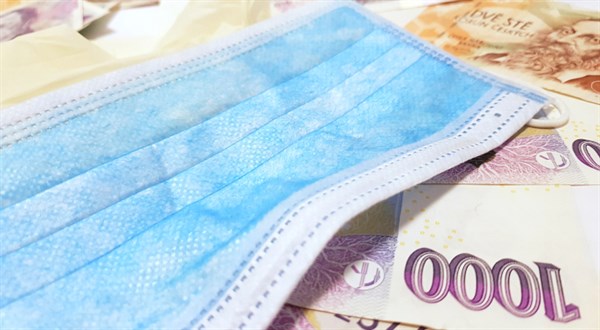 Kompenzační bonus je nově i pro lidi v úpadku, dobrovolníky a pěstouny