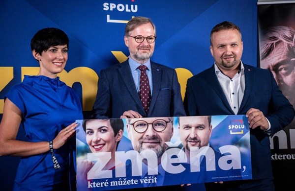 Radost z pádu Babiše střídá strach z ODS. Co čekat od Fialy?