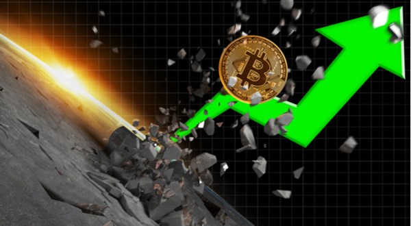 Bitcoin je nejdražší v historii, pomohl mu nový fond