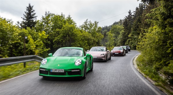 Jaké Porsche to bude? Velké srovnání legendy na vlastní kůži