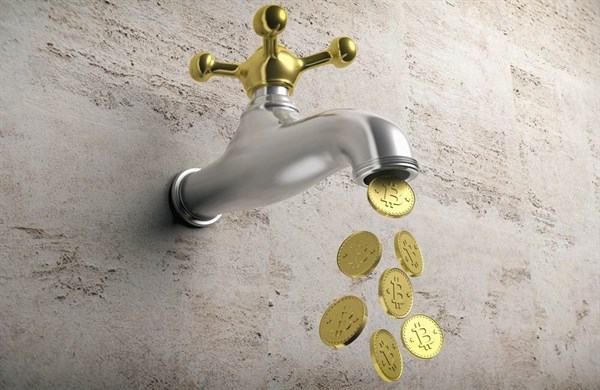 Bitcoin zdarma a bez rizika? Poradíme, kde si nechat „nakapat“ kryptoměnu
