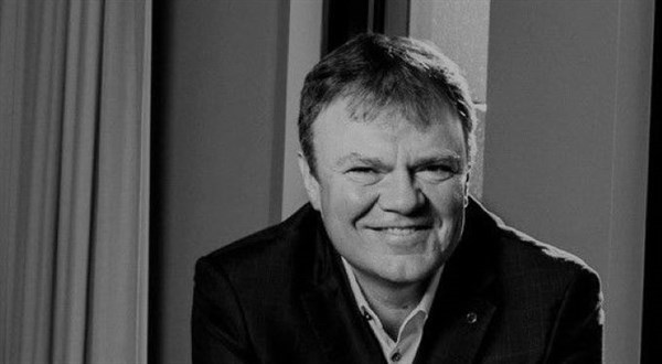 Zemřel Jaroslav Besperát, šéf České podnikatelské pojišťovny