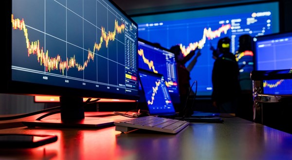 Výnos na pár kliků a hned? Napřed se vzdělat, pak investovat
