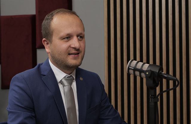 Extrémní pokuty a tuna povinností? Zatím stačí, když budete mít plán, mírní emoce k NIS2 Kintr