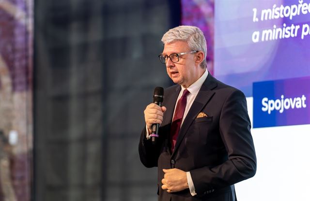 Po startupech budou mít možná vlastní zákon i rodinné firmy. Bytostně jim věřím, říká Havlíček 