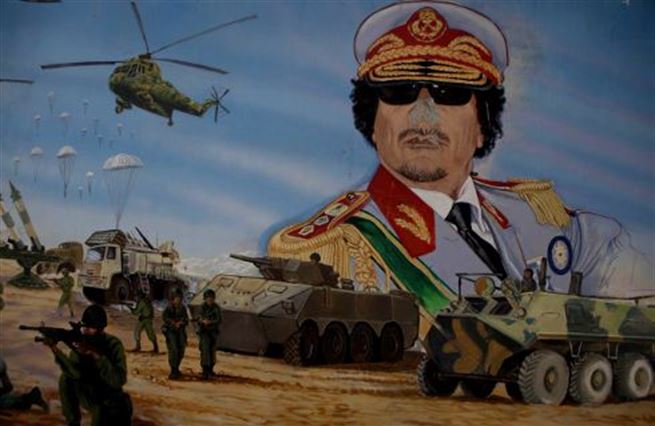 Konec Kaddáfího: Západ se učí šetřit. I na válce