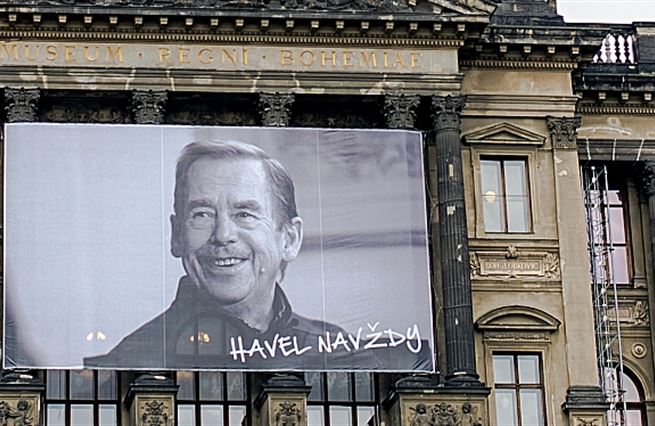 Pozitivní zprávy: Chystají se tepláky zn. Havel