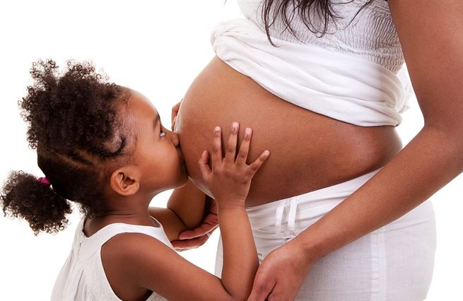 Afrika: Má být kontrolování růstu obyvatelstva dál tabu?