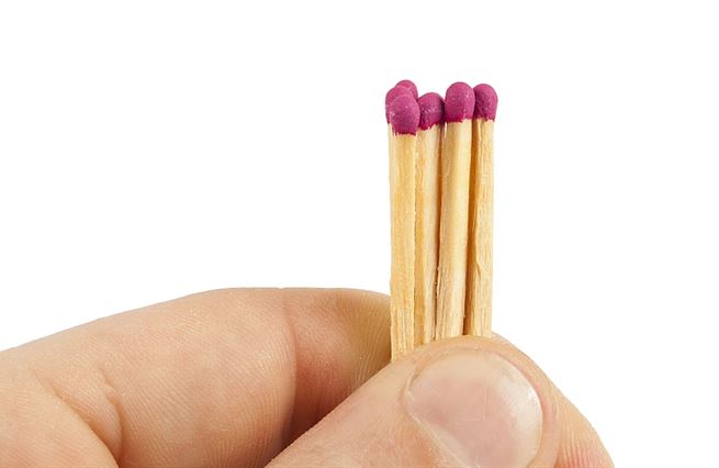 Volby jsou na nic. Pojďme zastupitele losovat