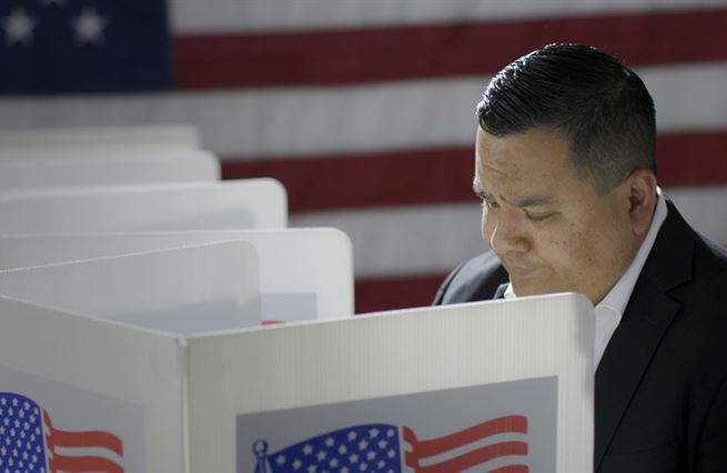 Latinos. Spící obr, který možná rozhodne o americkém prezidentovi