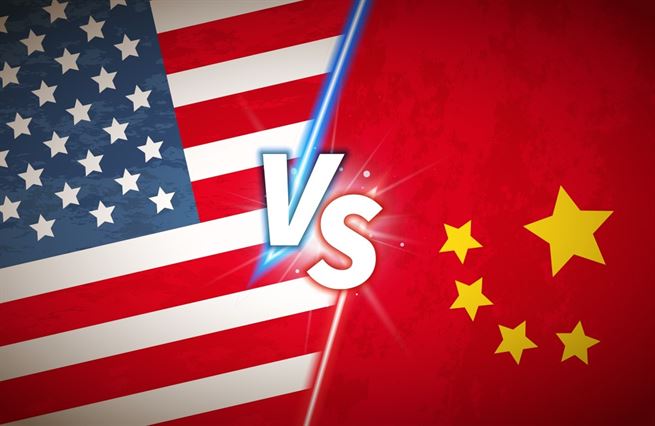 Jde do tuhého, Biden chce zkrotit Čínu. Horká linka Washington-Peking